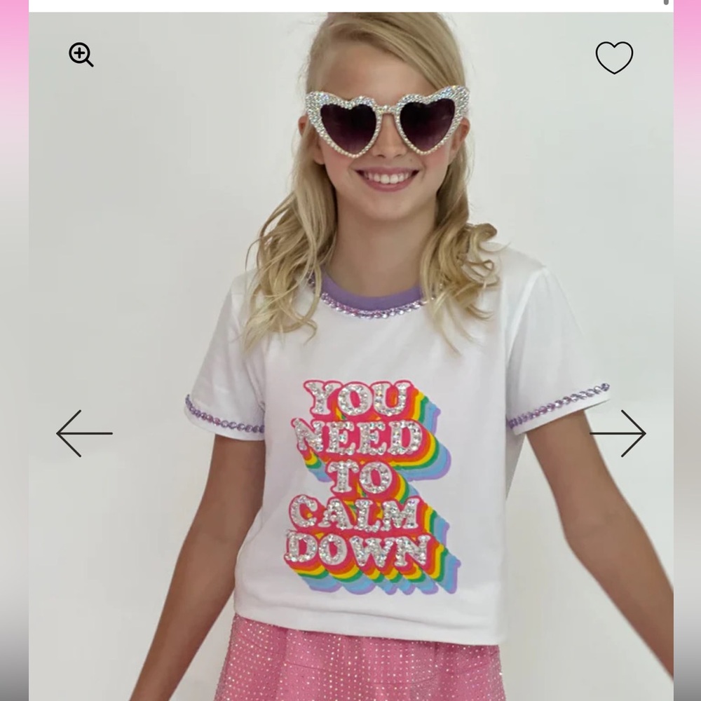 Lola & The Boys Graphic Tee - Picture 2 of 5